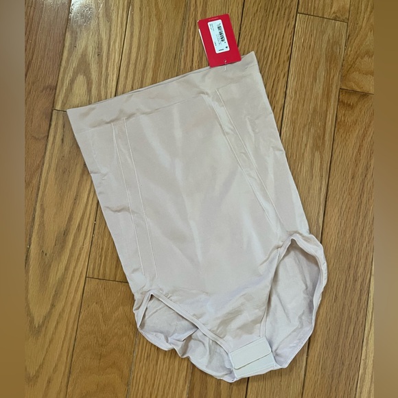SPANX OnCore Sculpting High-Waisted Brief - Picture 1 of 3